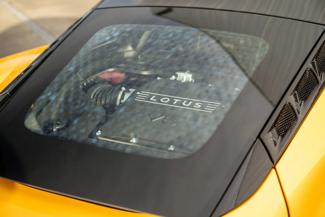 2024 Lotus Emira - Image 6 of 21
