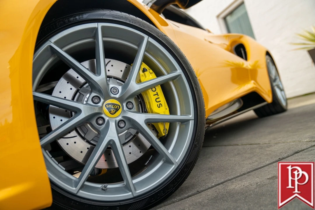2024 Lotus Emira - Image 3 of 21