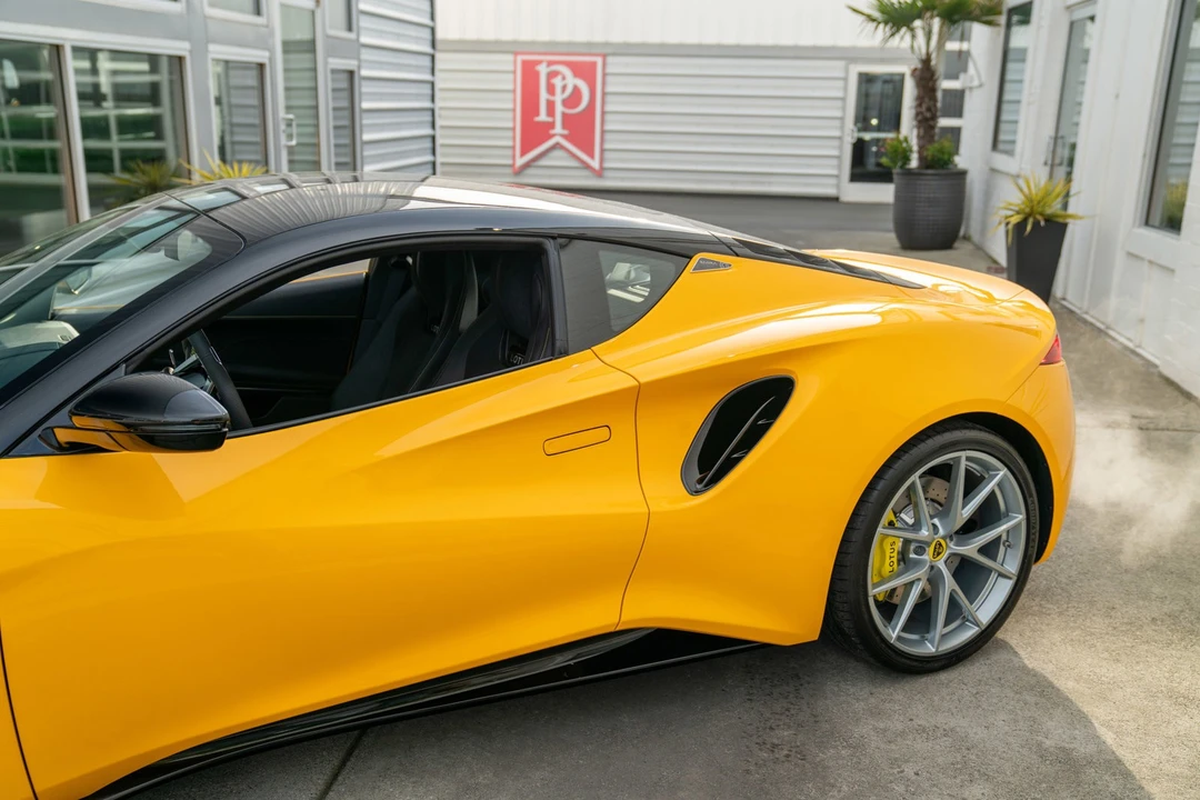 2024 Lotus Emira - Image 4 of 21