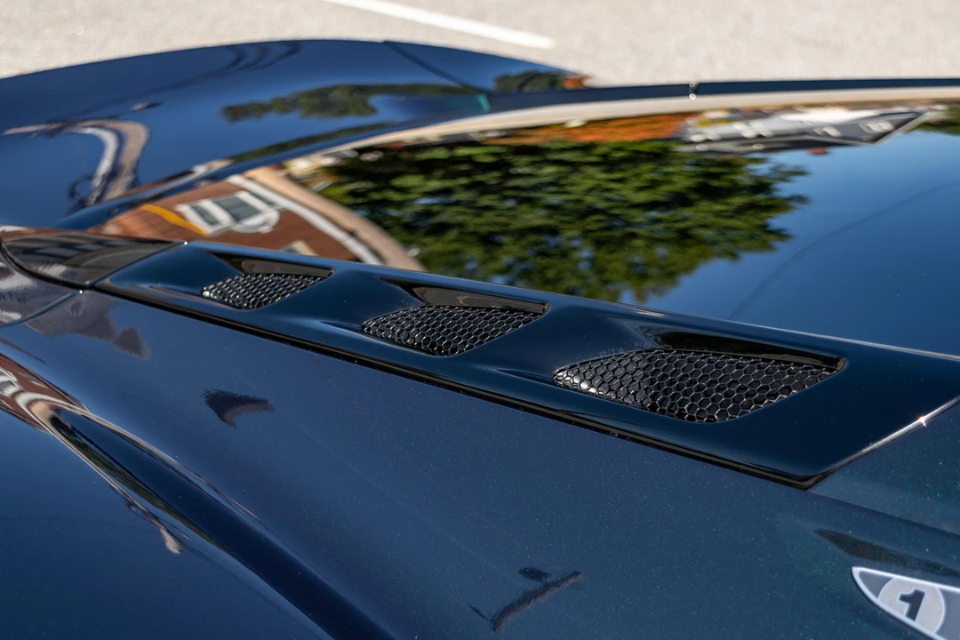 2024 Lotus Emira - Image 27 of 31