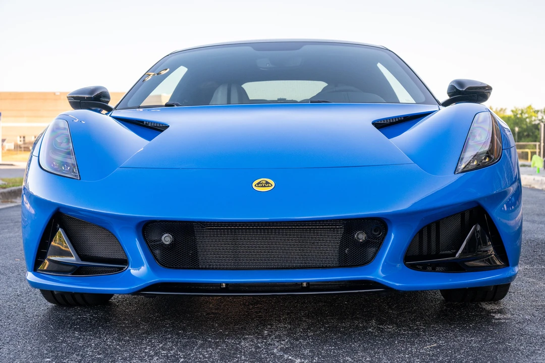 2024 Lotus Emira - Image 6 of 31
