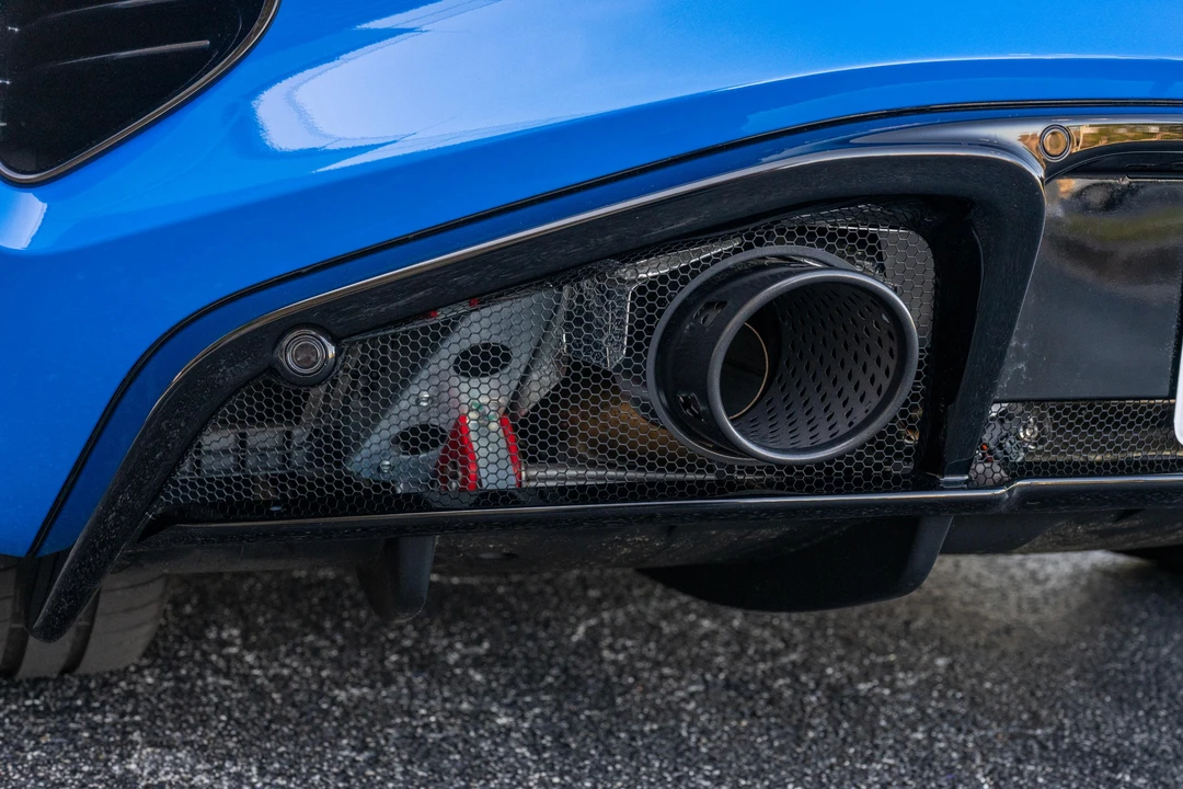 2024 Lotus Emira - Image 27 of 31