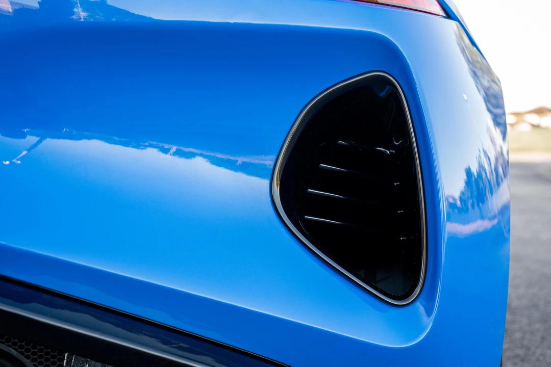 2024 Lotus Emira - Image 29 of 31