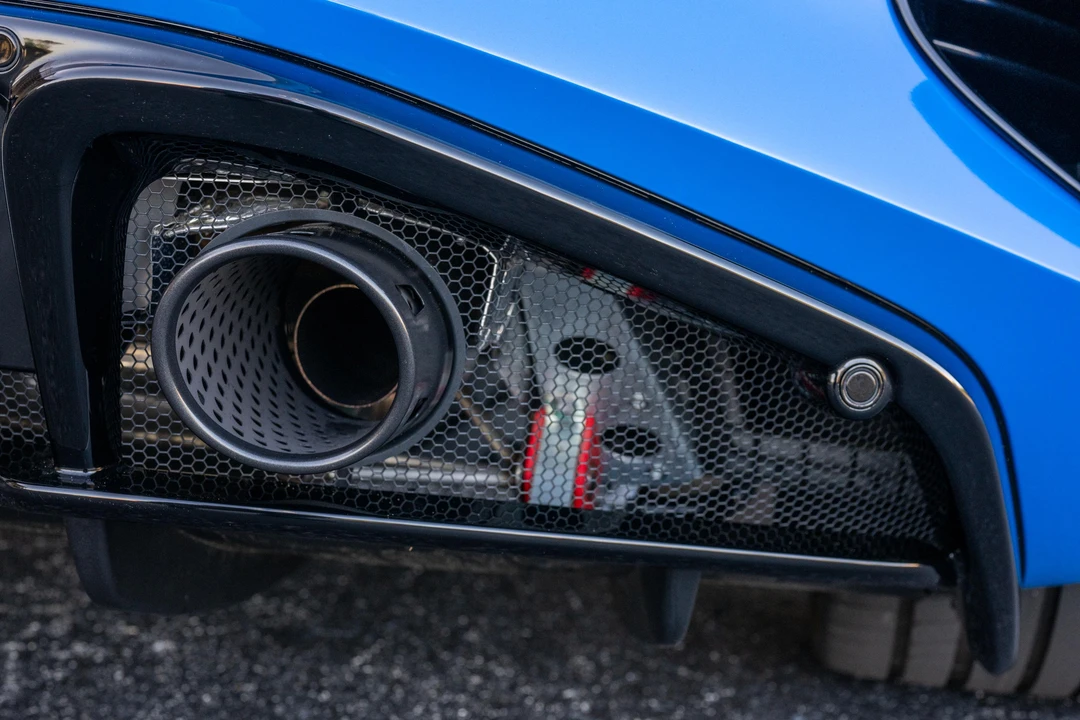 2024 Lotus Emira - Image 28 of 31