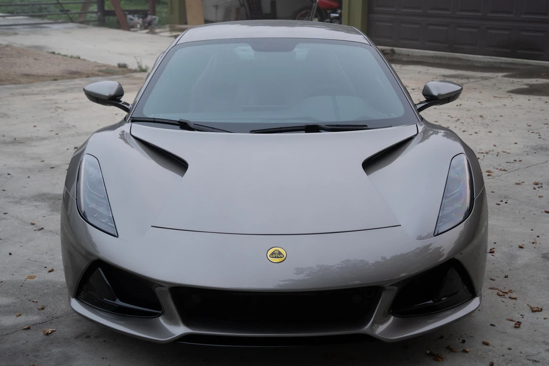 2024 Lotus Emira - Image 2 of 31