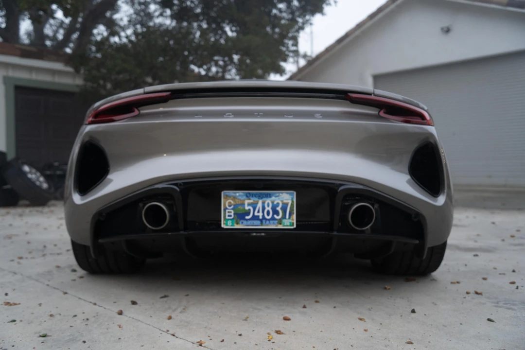 2024 Lotus Emira - Image 7 of 31