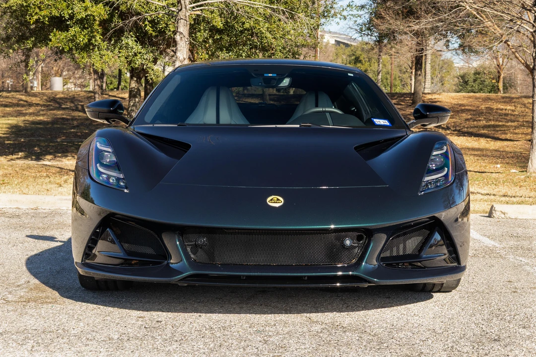 2024 Lotus Emira - Image 6 of 31