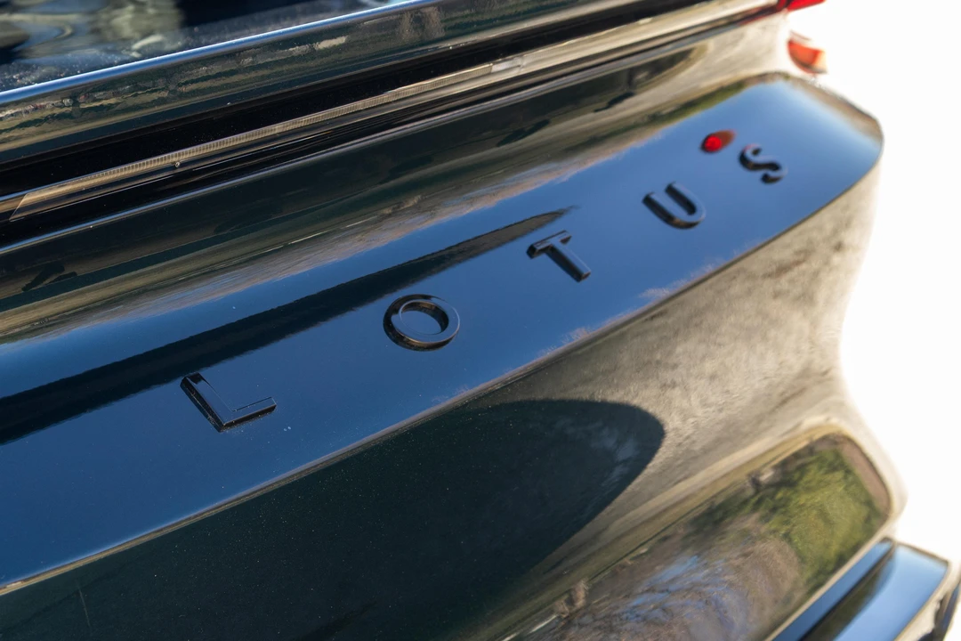2024 Lotus Emira - Image 25 of 31
