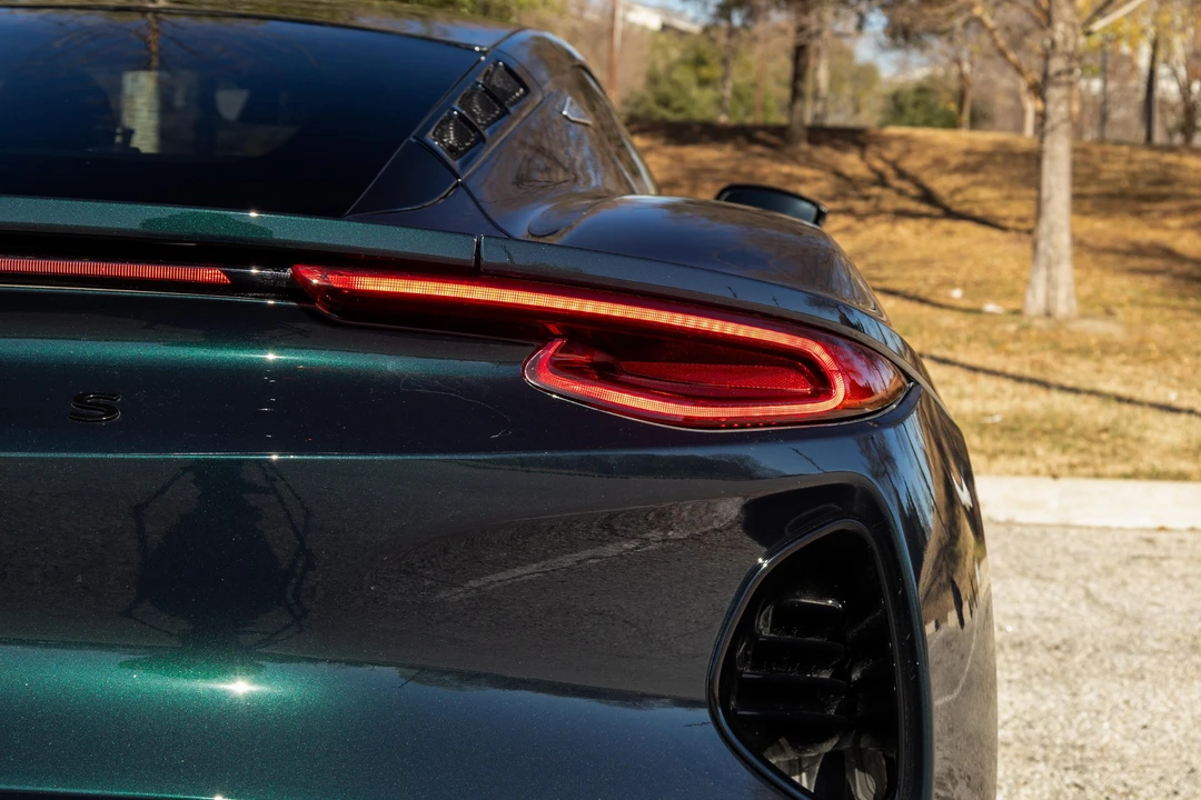 2024 Lotus Emira - Image 26 of 31