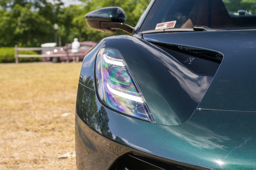 2024 Lotus Emira - Image 14 of 31