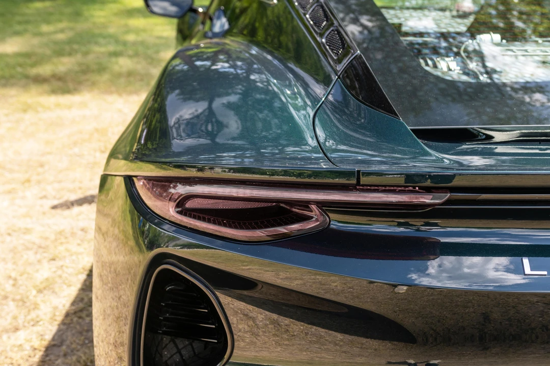 2024 Lotus Emira - Image 21 of 31