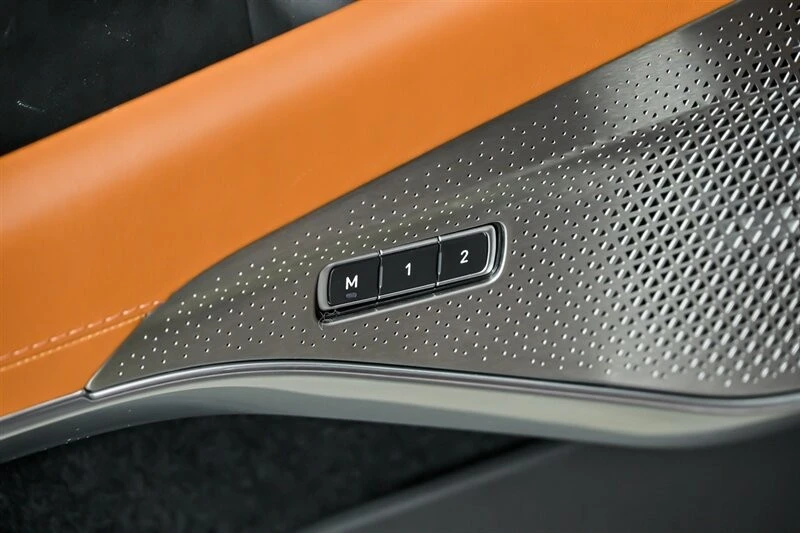 2024 Lotus Emira - Image 20 of 21
