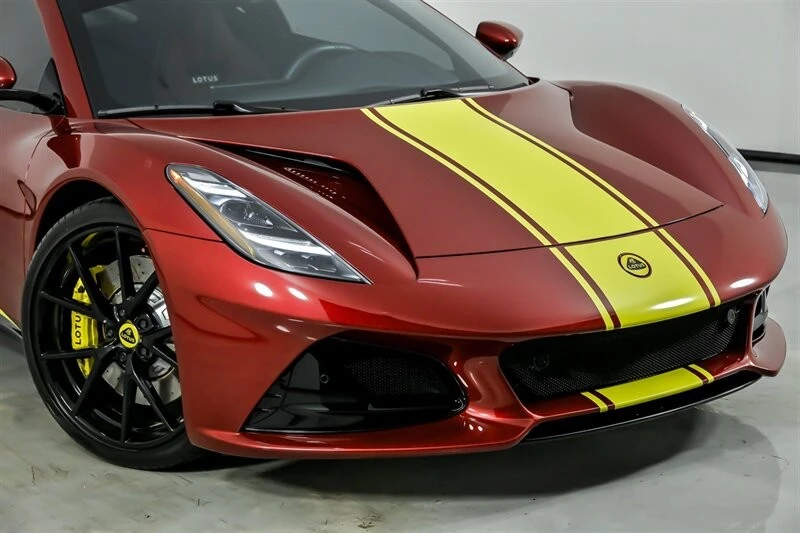 2024 Lotus Emira - Image 3 of 12
