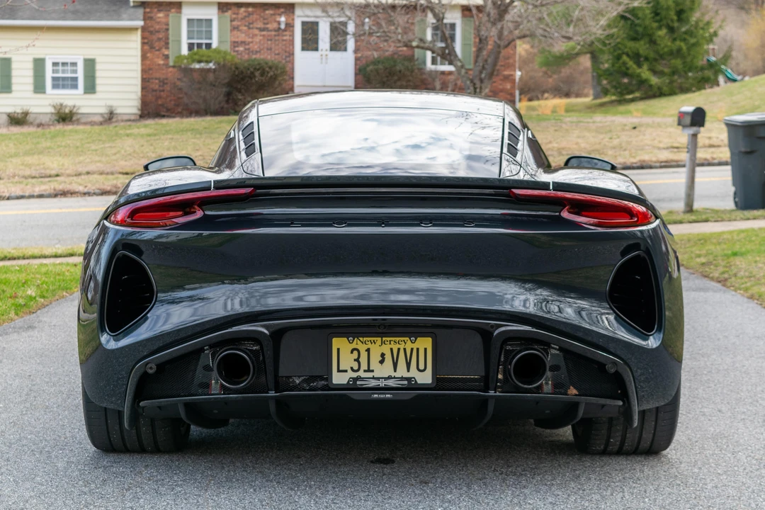 2024 Lotus Emira - Image 5 of 31