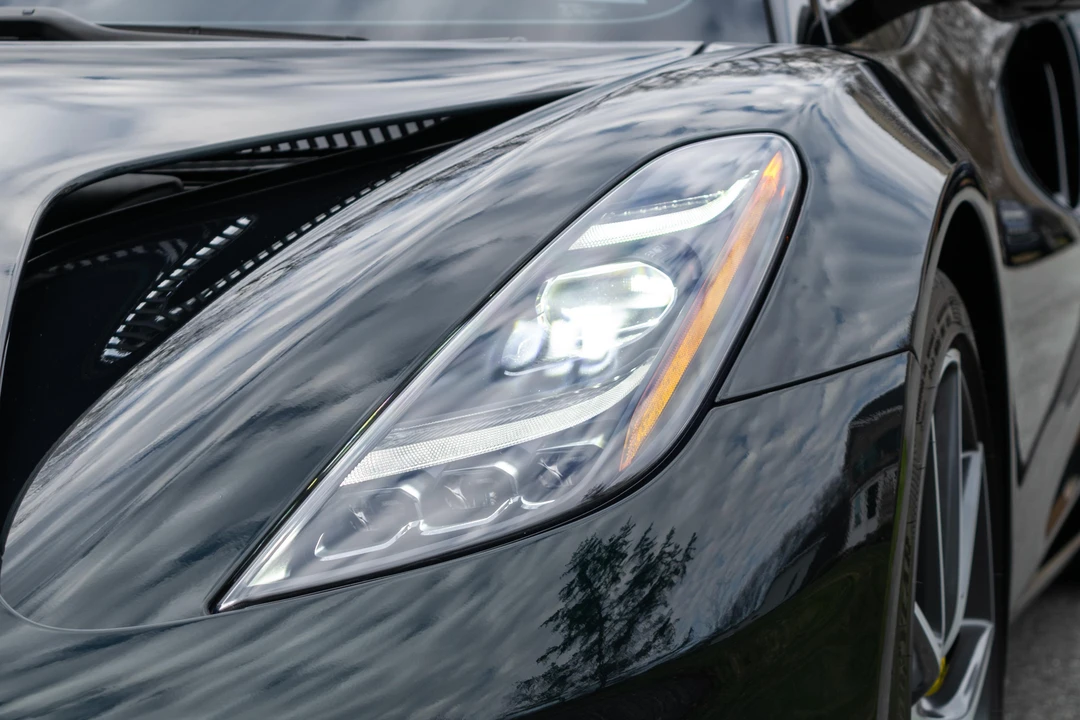 2024 Lotus Emira - Image 15 of 31
