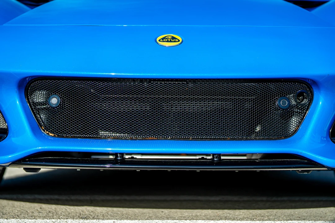 2024 Lotus Emira - Image 12 of 31