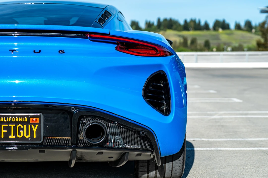 2024 Lotus Emira - Image 28 of 31