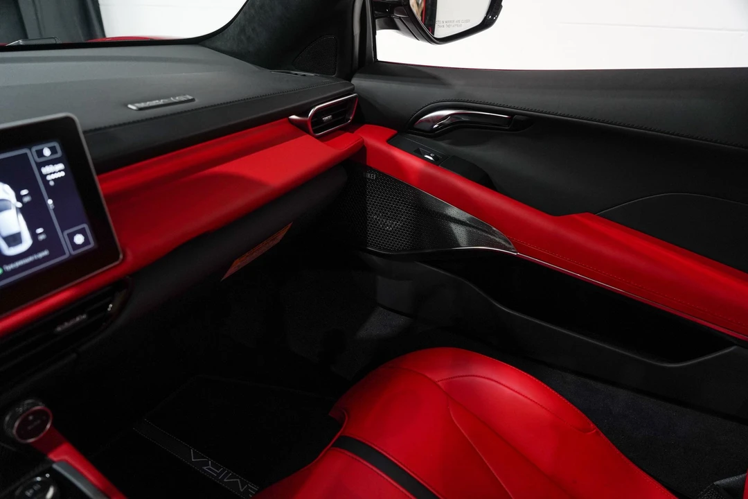 2024 Lotus Emira - Image 13 of 31
