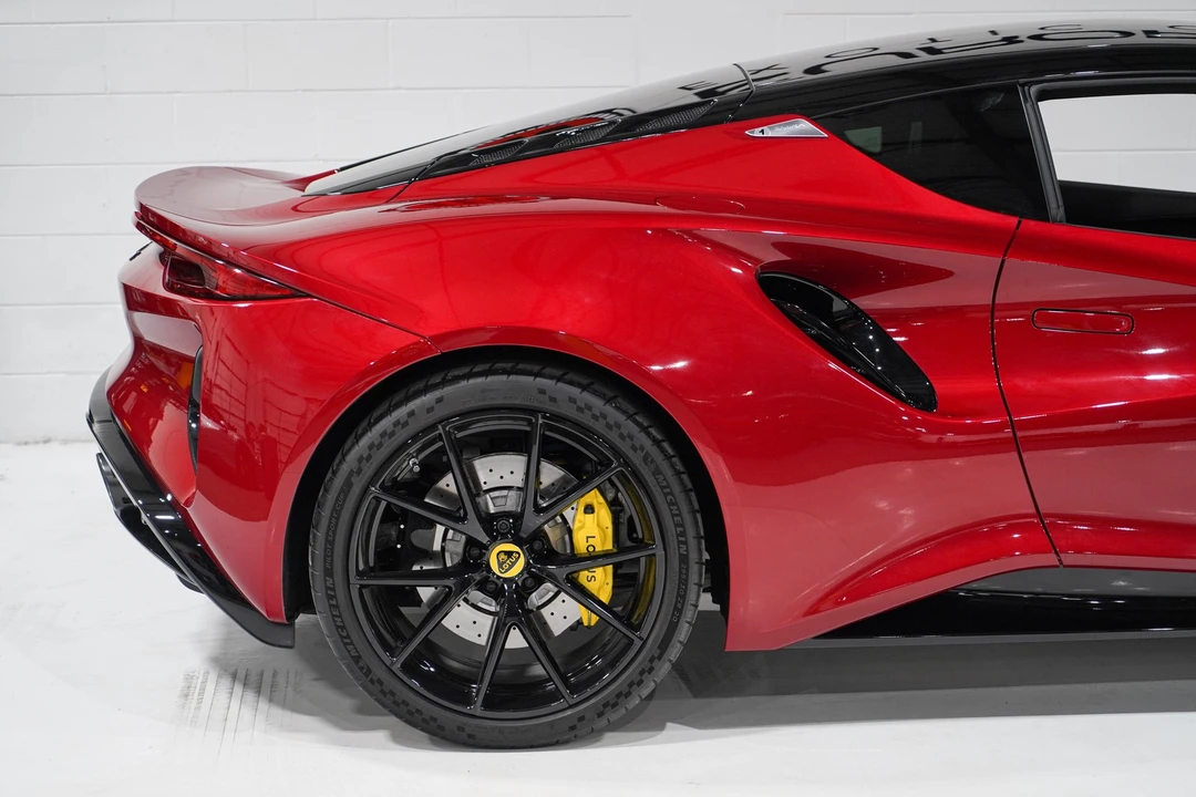 2024 Lotus Emira - Image 21 of 31