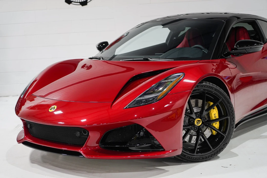 2024 Lotus Emira - Image 31 of 31
