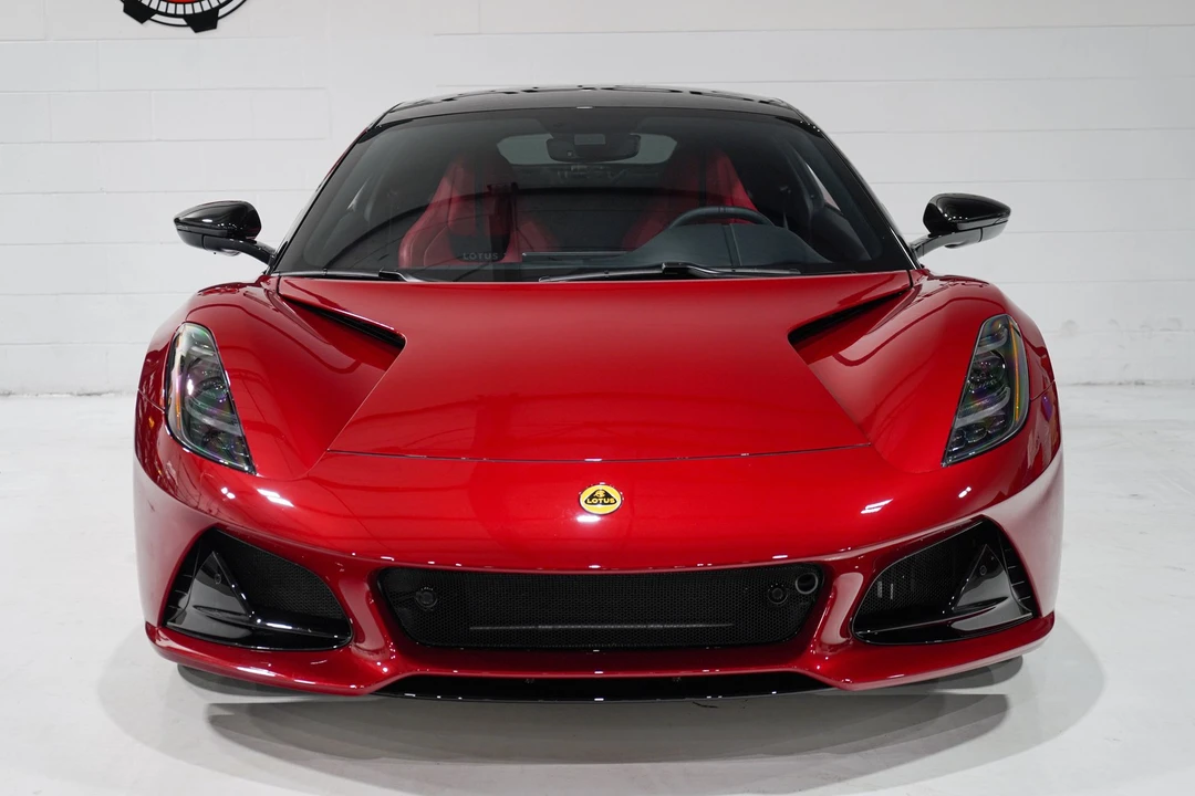 2024 Lotus Emira - Image 5 of 31