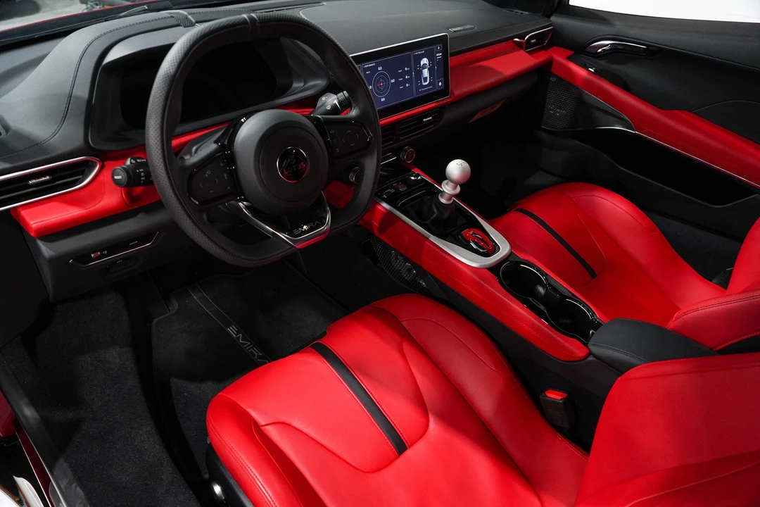 2024 Lotus Emira - Image 2 of 31