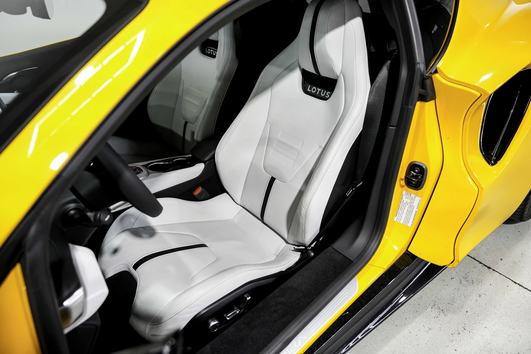 2024 Lotus Emira - Image 7 of 11