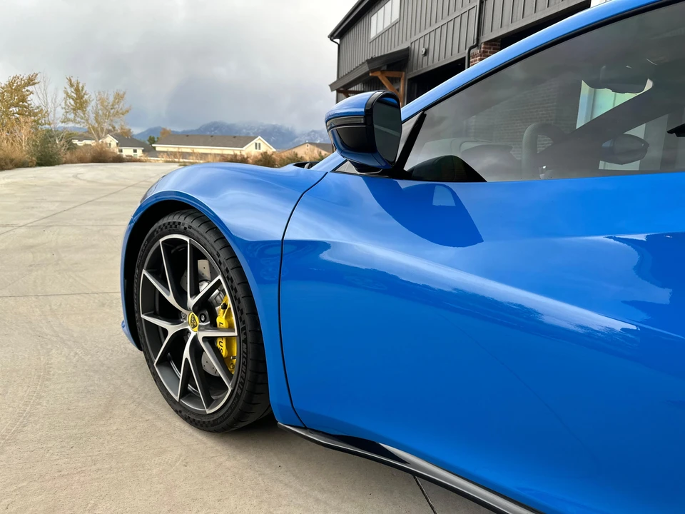 2024 Lotus Emira - Image 21 of 31