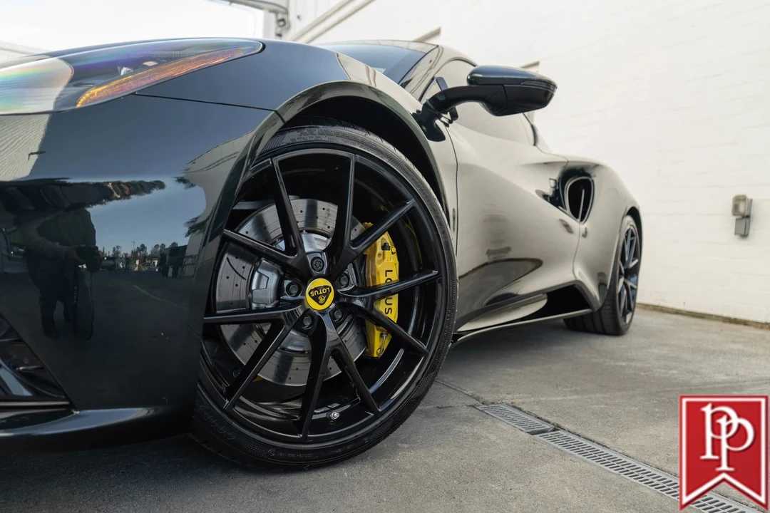 2024 Lotus Emira - Image 3 of 21