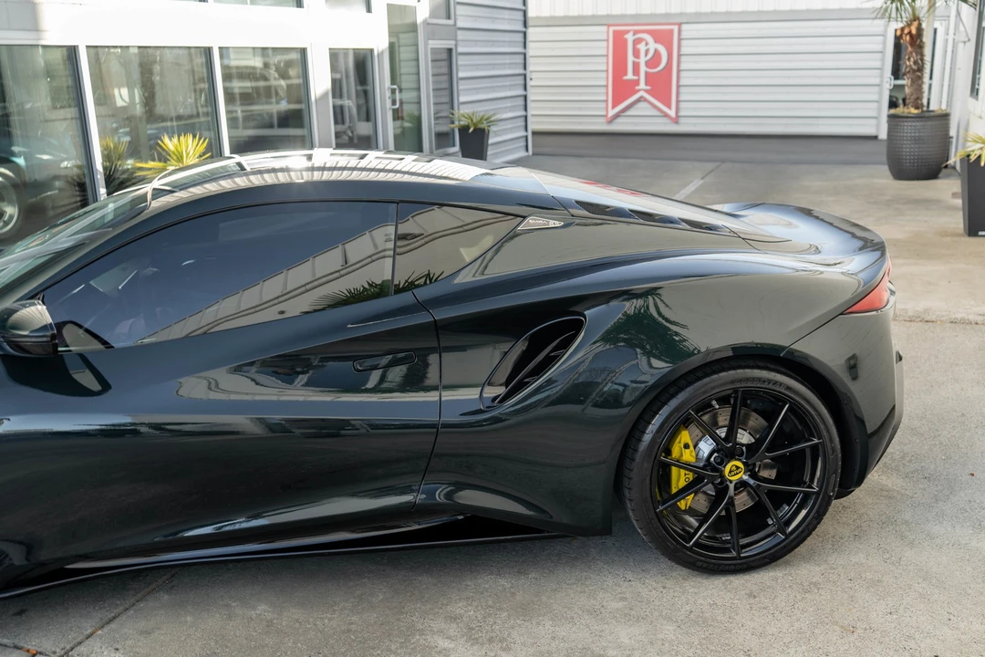2024 Lotus Emira - Image 4 of 21
