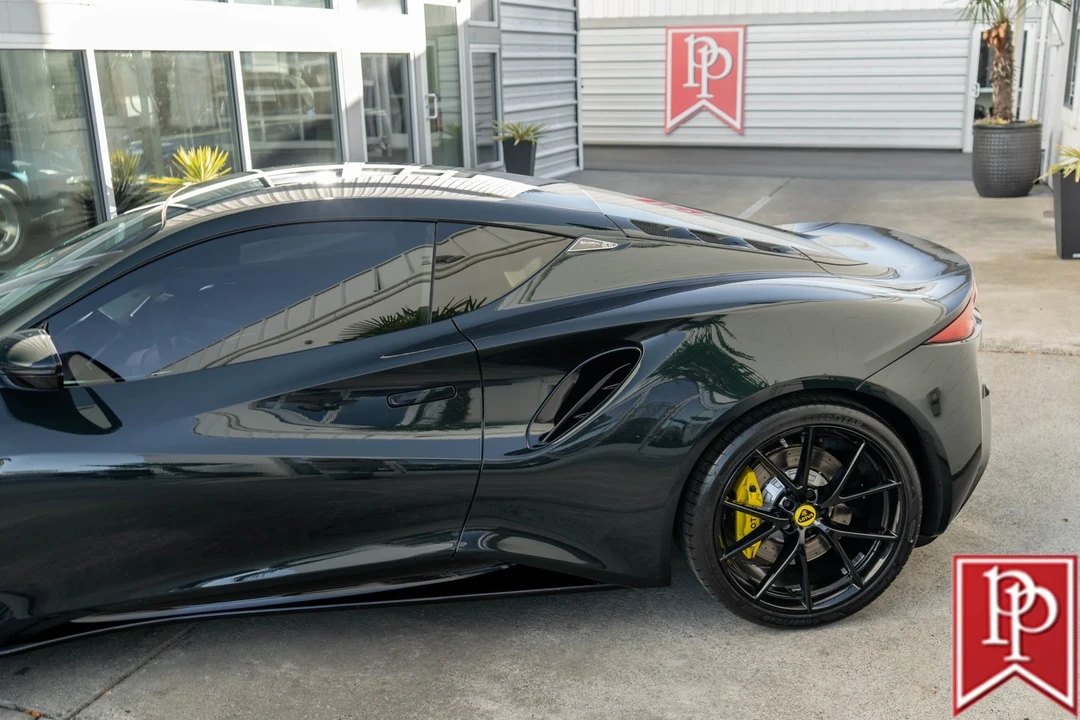 2024 Lotus Emira - Image 4 of 21
