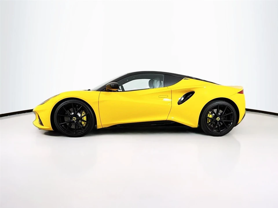 2024 Lotus Emira - Image 4 of 21