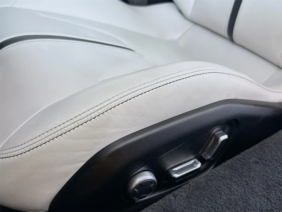 2024 Lotus Emira - Image 20 of 21