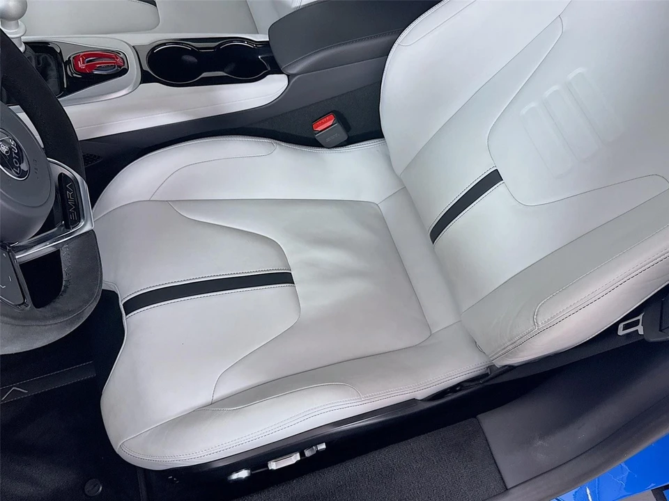 2024 Lotus Emira - Image 16 of 21
