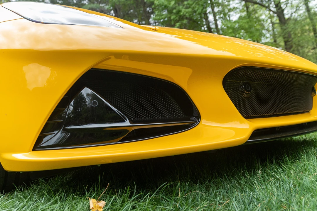 2024 Lotus Emira - Image 21 of 31
