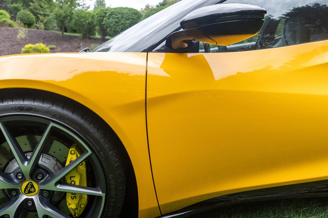 2024 Lotus Emira - Image 30 of 31