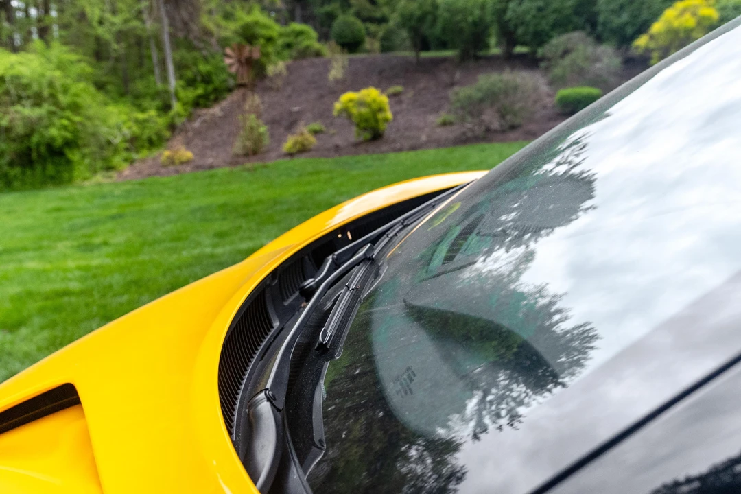 2024 Lotus Emira - Image 29 of 31