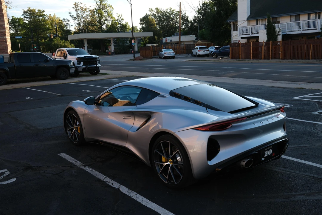 2024 Lotus Emira - Image 11 of 31
