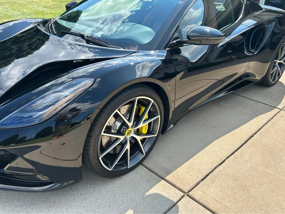 2024 Lotus Emira - Image 5 of 13