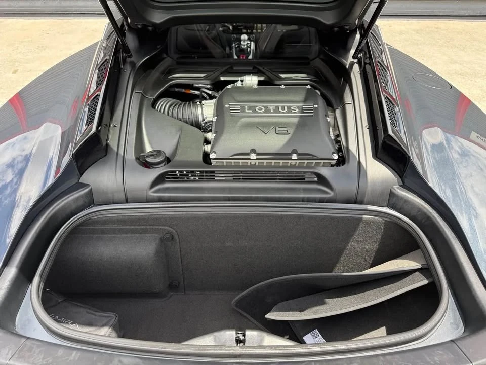 2024 Lotus Emira - Image 12 of 19