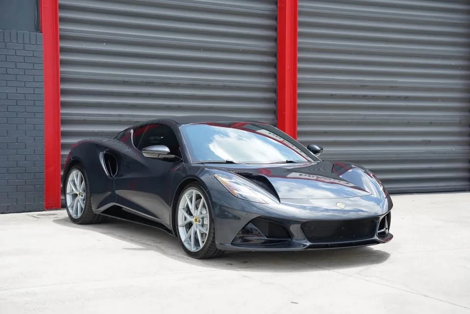 2024 Lotus Emira - Image 3 of 19