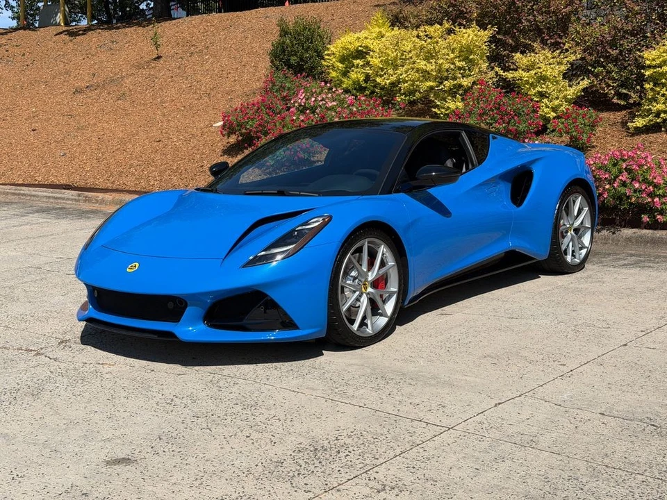 2024 Lotus Emira - Image 2 of 21