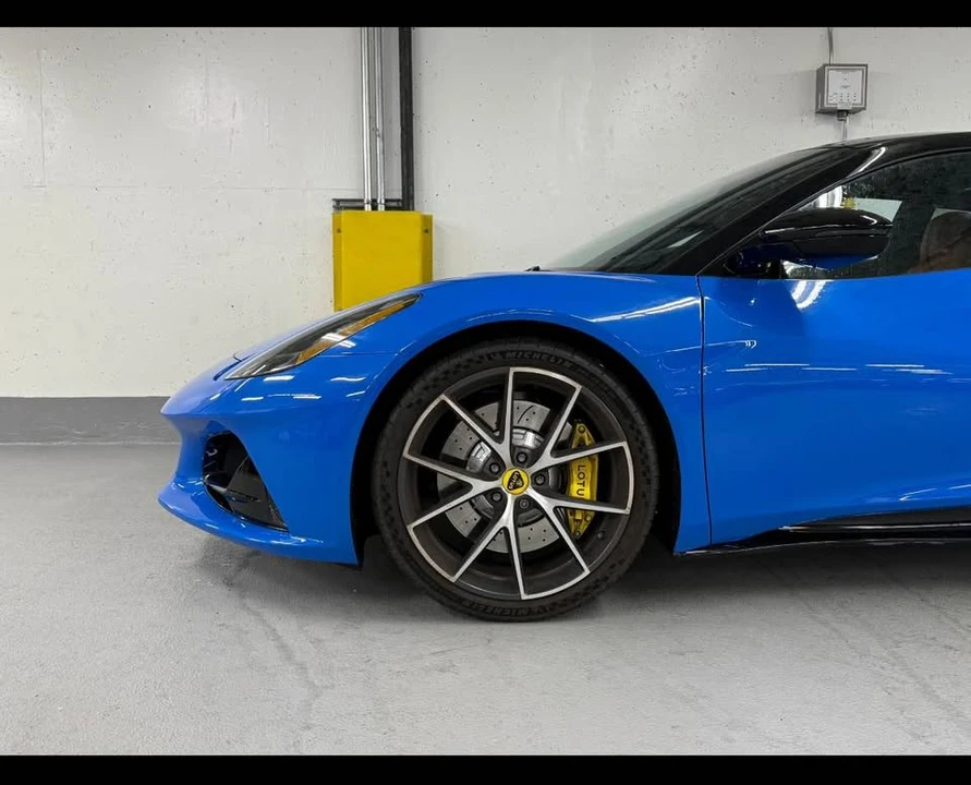2024 Lotus Emira - Image 5 of 14