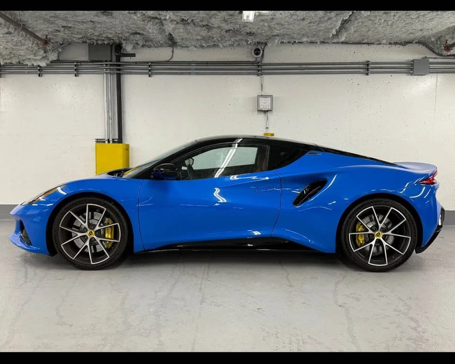 2024 Lotus Emira - Image 4 of 14