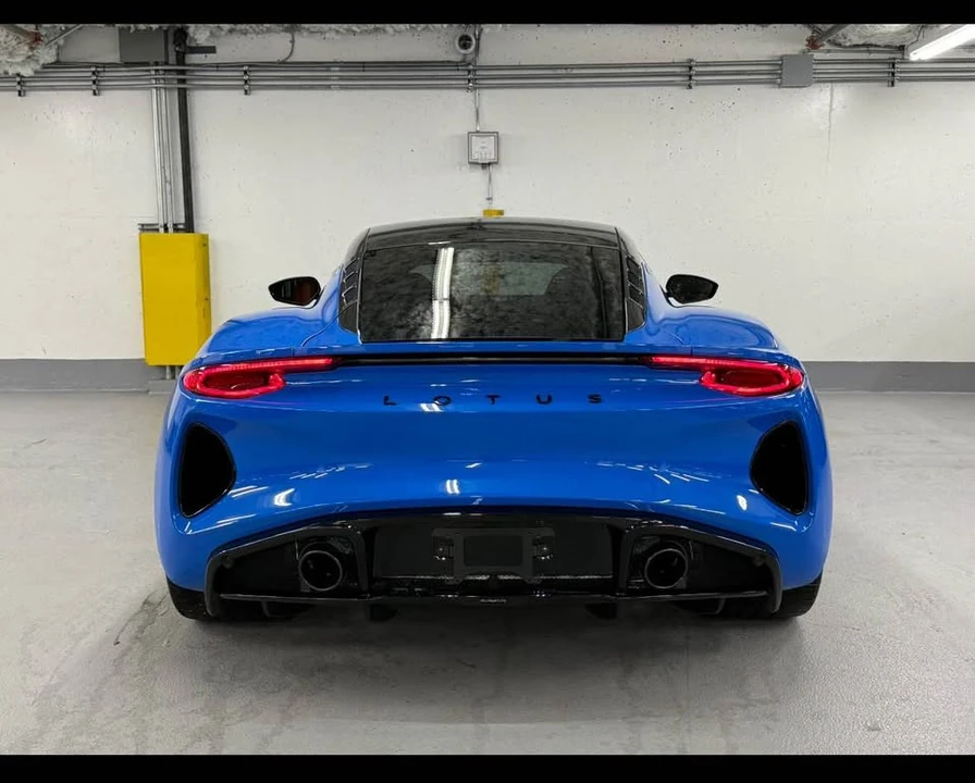 2024 Lotus Emira - Image 3 of 14