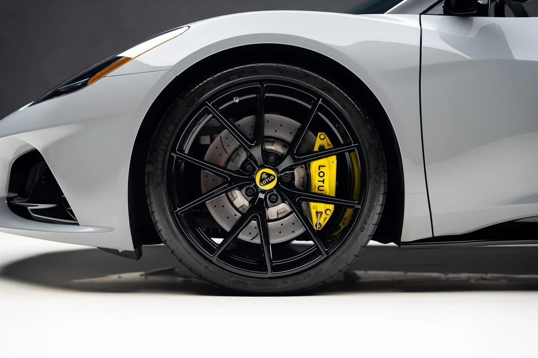 2024 Lotus Evora - Image 19 of 31
