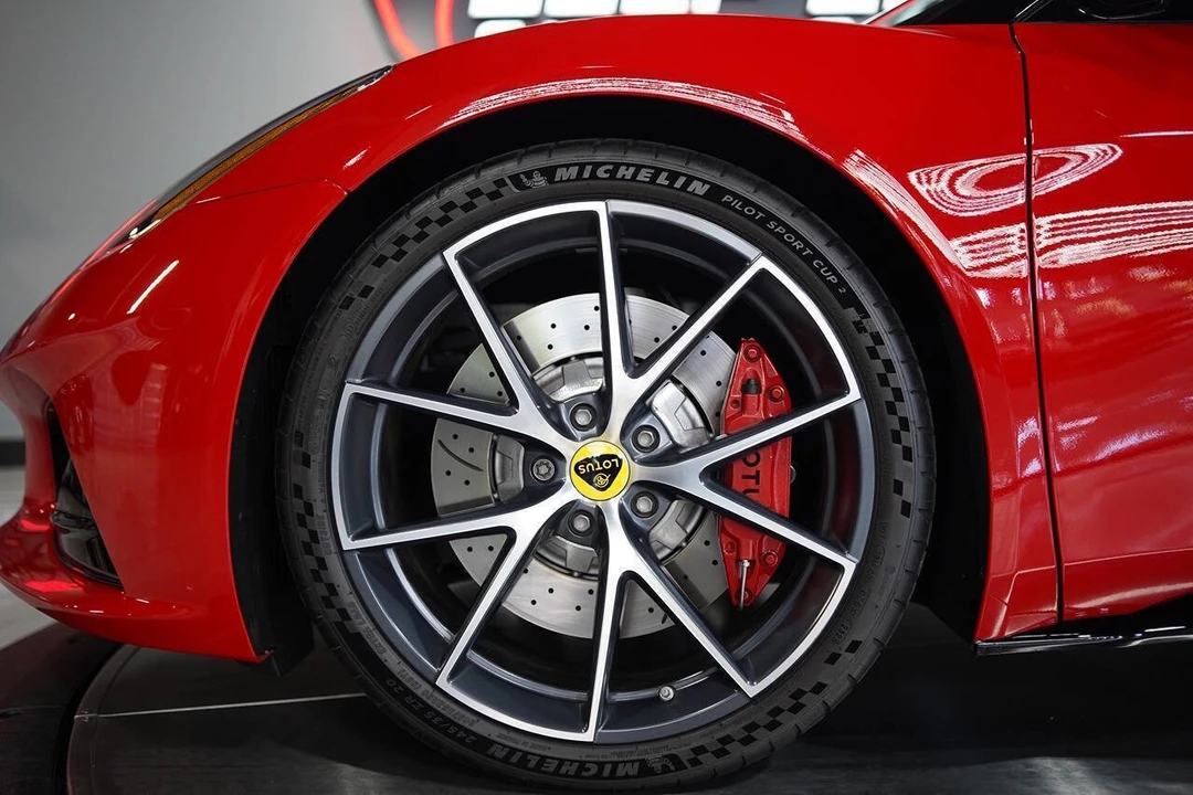2024 Lotus Evora Sport 410 & GT410 Sport - Image 16 of 31