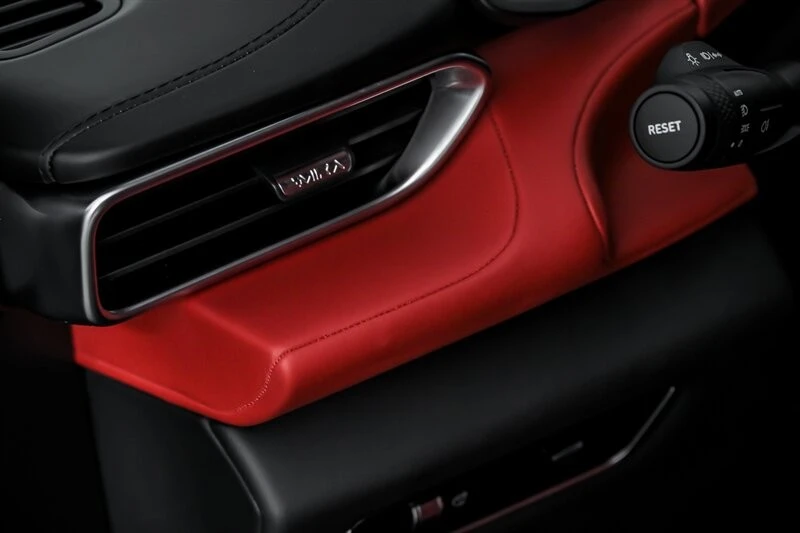 2024 Lotus Evora GT - Image 25 of 31