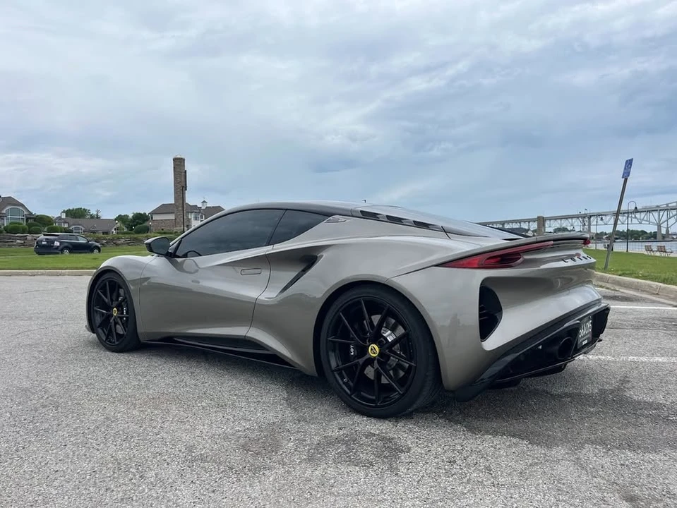 2024 Lotus Emira - Image 6 of 11