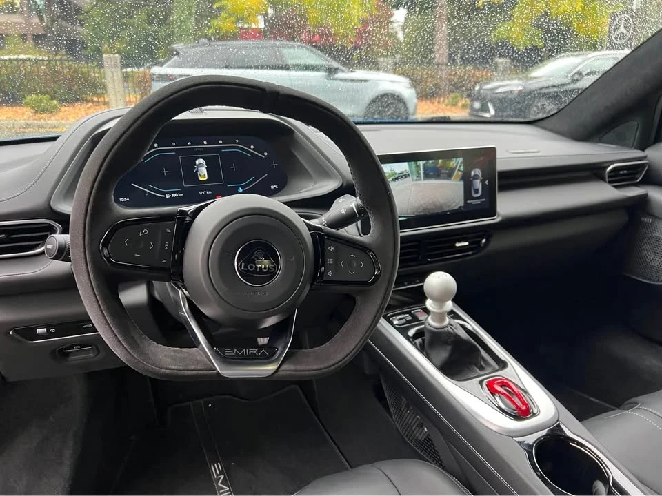 2024 Lotus Emira - Image 7 of 13